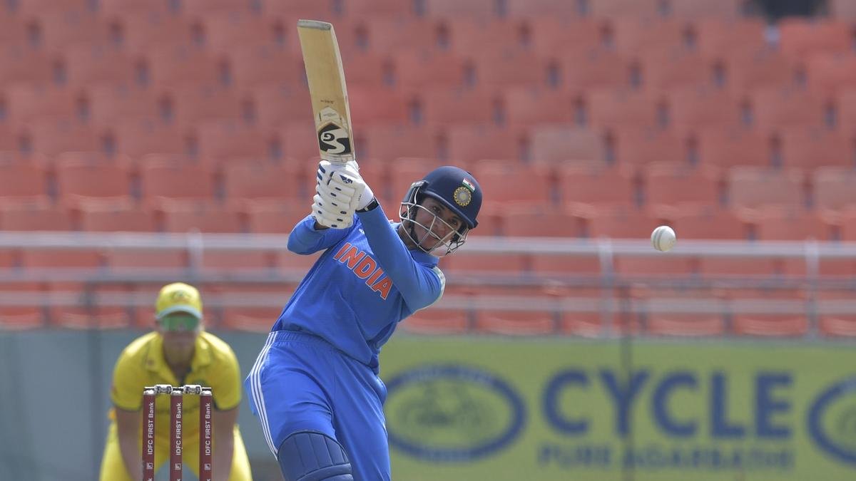 Smriti Mandhana: India’s Swift Cricket Sensation Hits Rapid Century