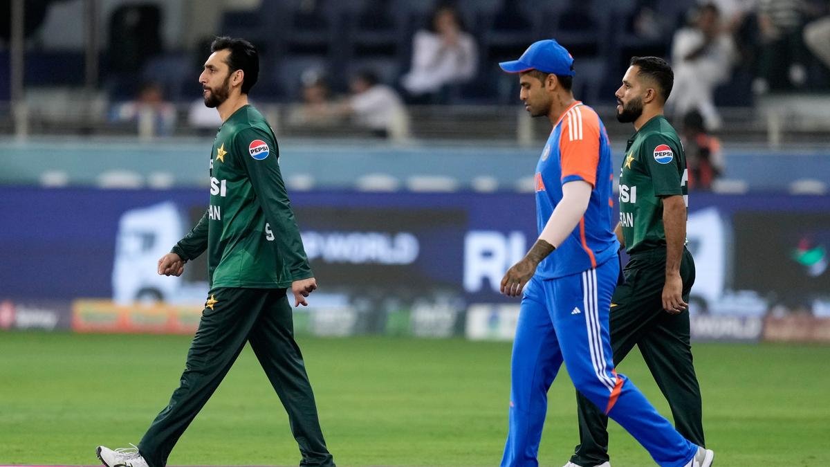 Salman Agha Calls Out Dismissive Sportsmanship in India-Pakistan Cricket Clash