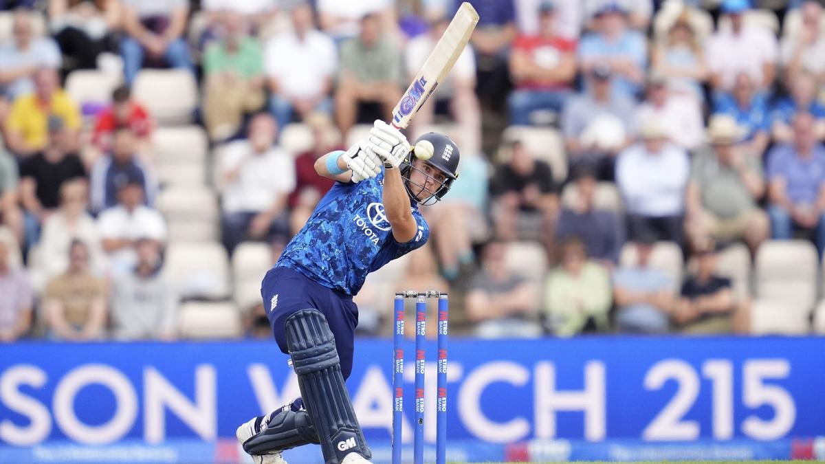 Bethell and Root's Majestic Centuries Lift England to Impressive 414/5 in 3rd ODI Over South Africa
