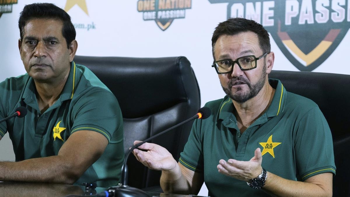 Coach Hesson's Tri-Series Success Ignites Pakistan's 2025 Asia Cup Ambitions