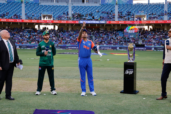 Experienced Pycroft to Mediate Tense India-Pakistan Showdown