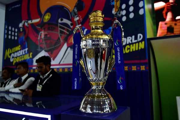 Dubai Capitals Face Off Against Desert Vipers in Thrilling ILT20 Opener