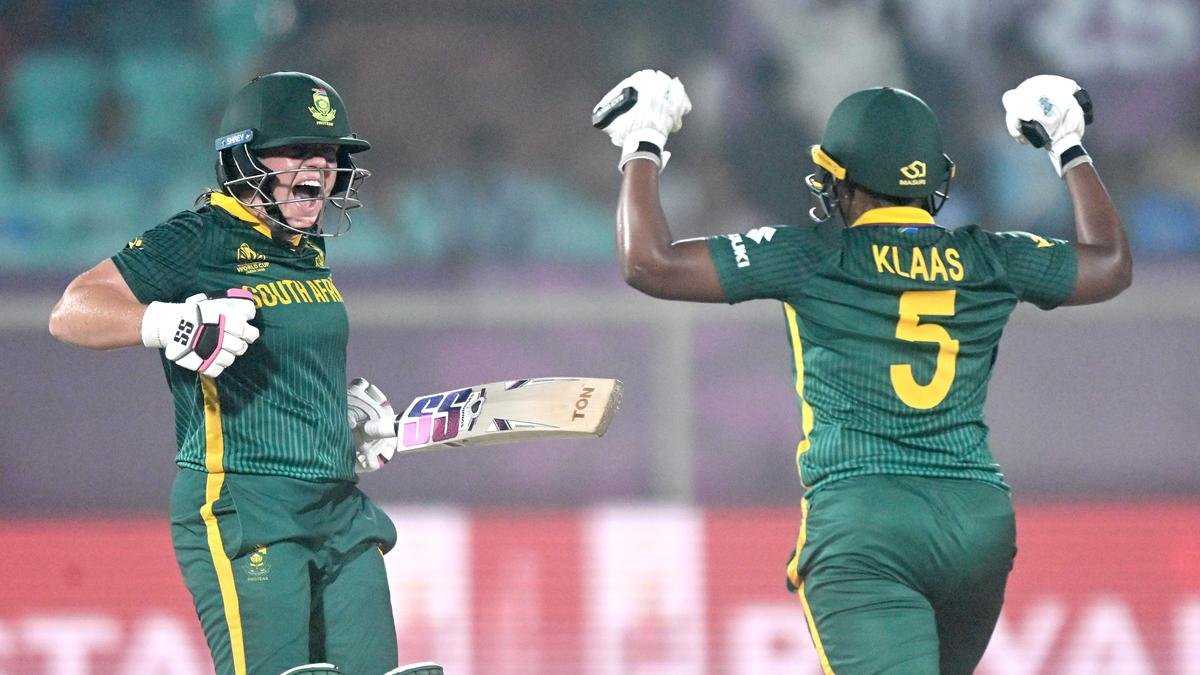 Nadine de Klerk Shines as Proteas Triumph Over Bangladesh in Epic World Cup Battle