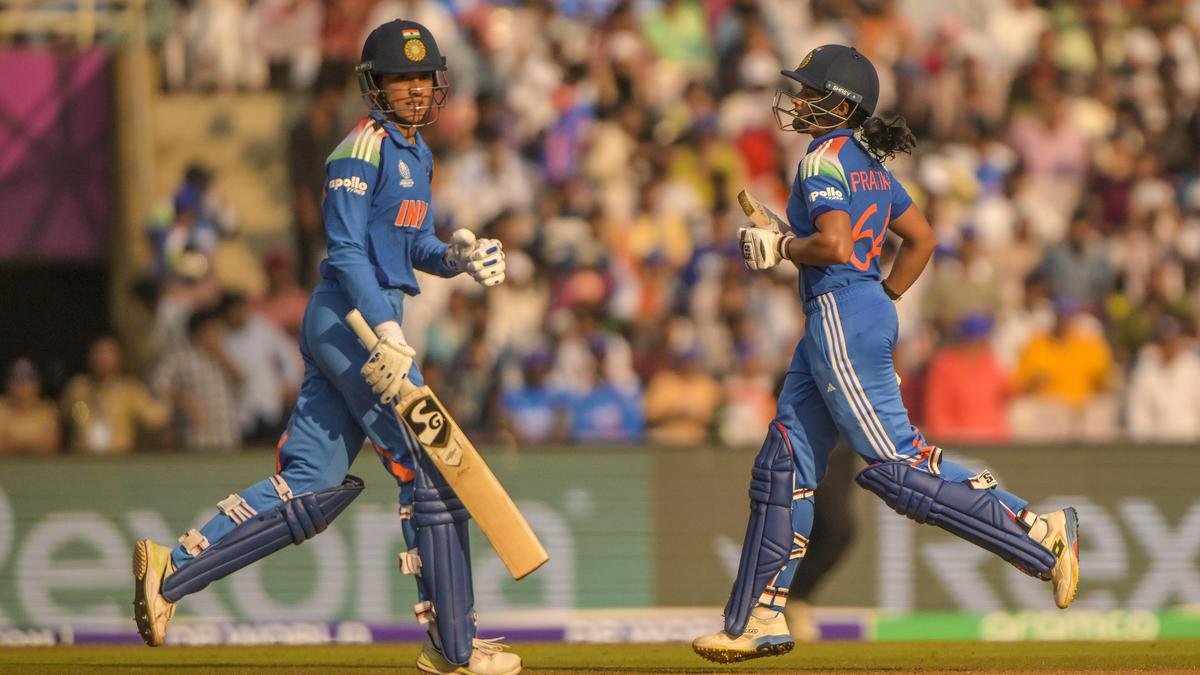 Decoding Smriti Mandhana: Mastering Team Dynamics in Women's World Cup 2025