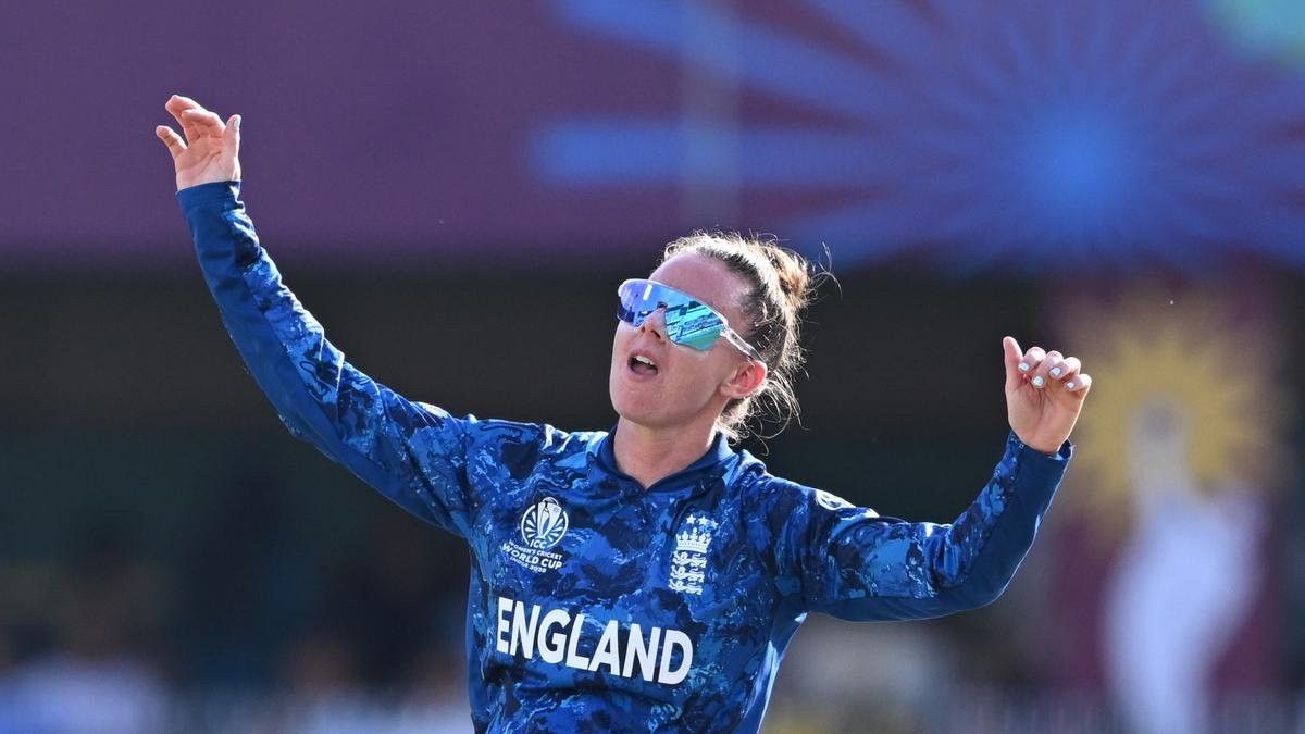 Smith's Spin Magic Leads England to Commanding Win Over South Africa in ODI