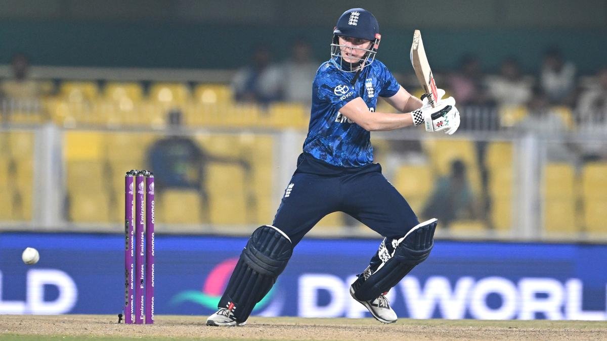 England Edges Bangladesh in Nail-Biting 2025 Women's ODI World Cup Showdown