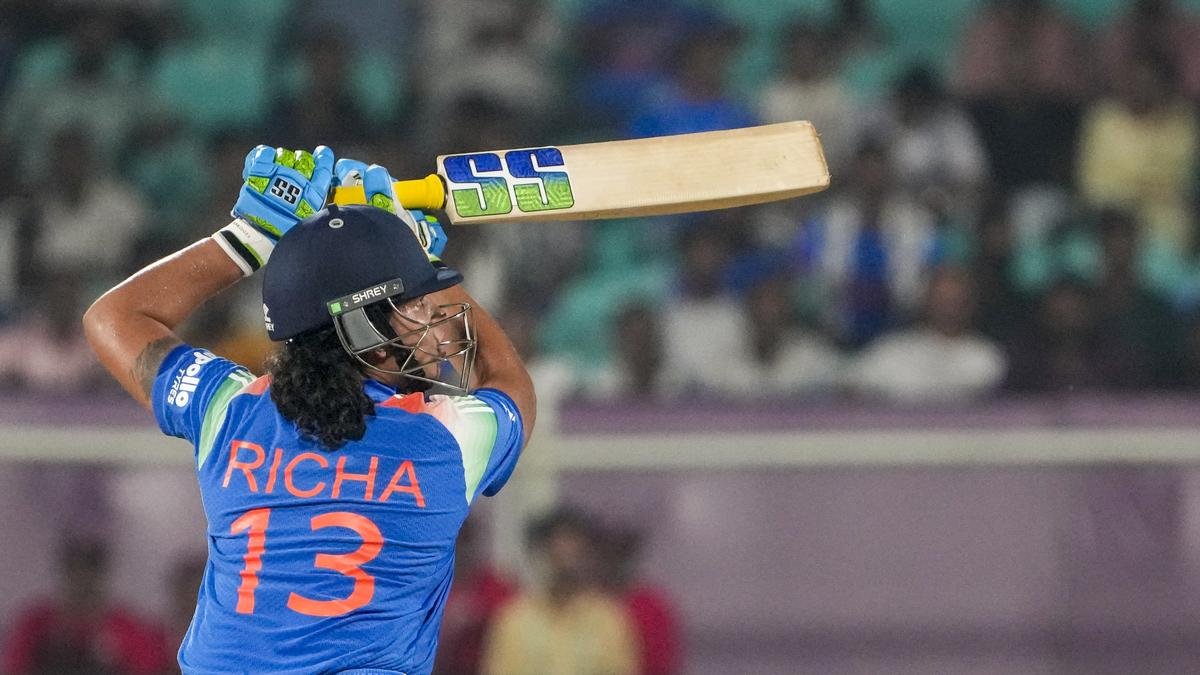 De Klerk and Wolvaardt Outshine Richa and Sneh: SA Edges India in Women's World Cup 2025