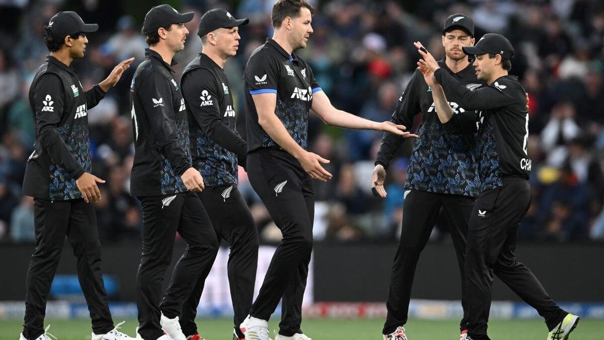 Sam Curran's Heroics Propel England to Competitive 153/6 in T20I Opener Against New Zealand