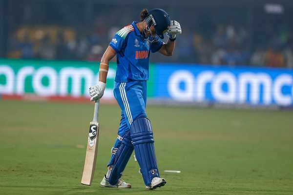 Smriti Mandhana Reflects on Strategic Shot Selection Errors