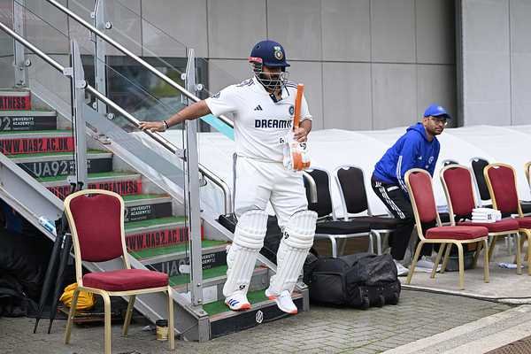 Pant's Remarkable Return Shines After Manchester Test Challenge