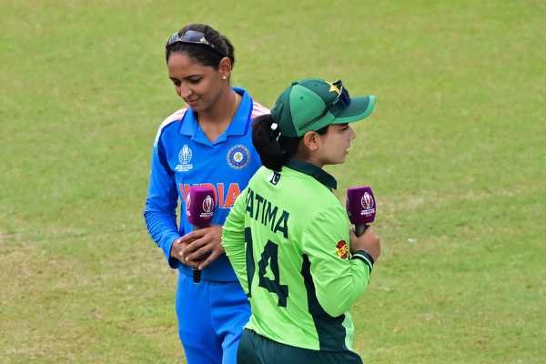 Colombo Clash: Toss Turbulence Ignites India-Pakistan Rivalry