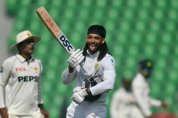 Mastering Self-Assurance: The Tony de Zorzi Strategy