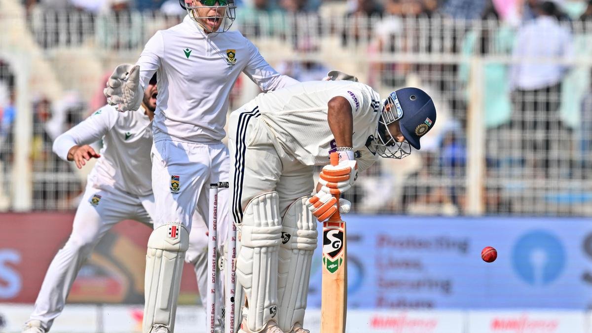 Turning Point: India’s Test Dominance Unravels on Spinning Wickets