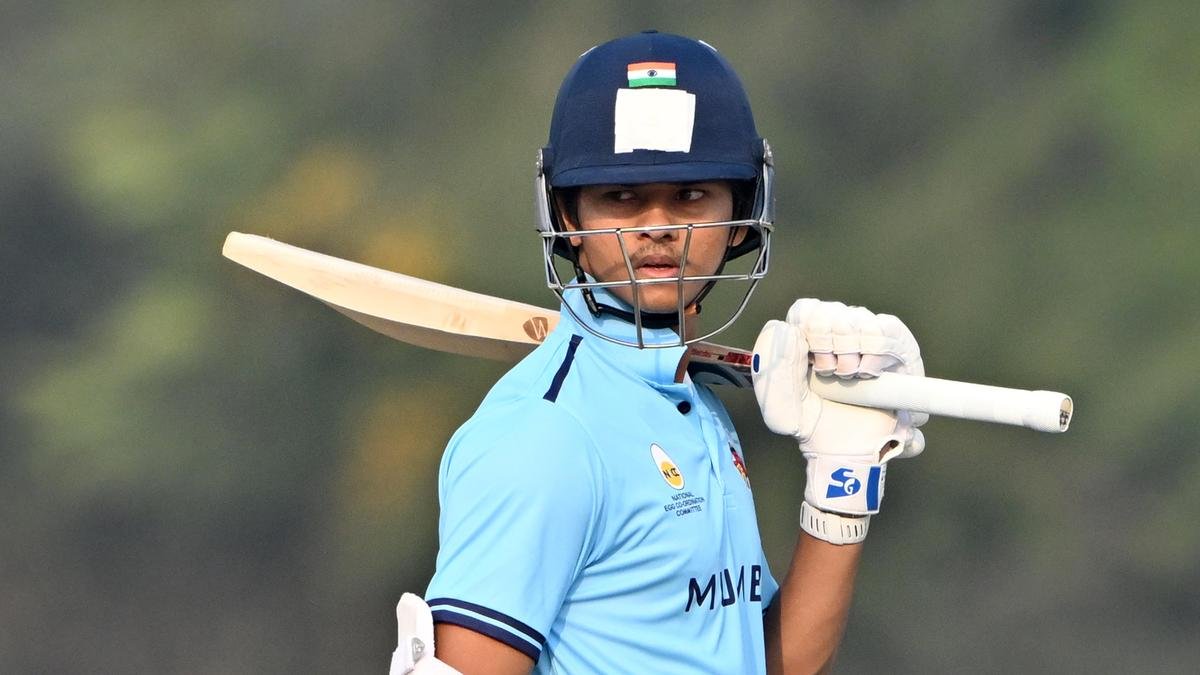 Stellar Showdown: India's Stars Dazzle in Vijay Hazare Trophy Round 4