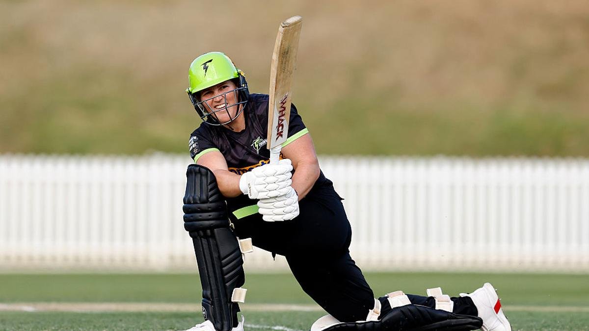 Laura Harris Equals Record with Explosive 15-Ball Fifty in Women's T20