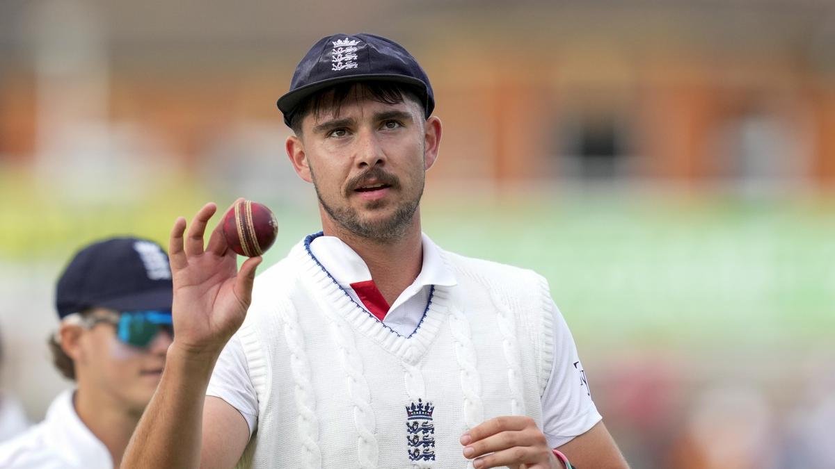 England Revamps Bowling Attack: Tongue Replaces Atkinson for Third Ashes Test