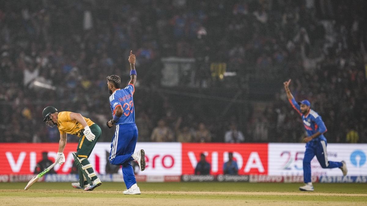 India Clinches Series Lead with Bowlers' Brilliance in 3rd T20I Triumph Over South Africa