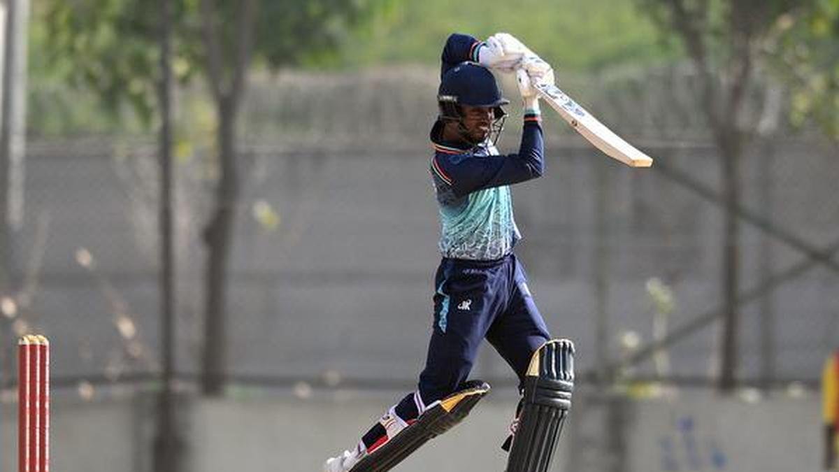 Crafting an Inning: Vikram Solanki's Strategic Insights at Gujarat Titans