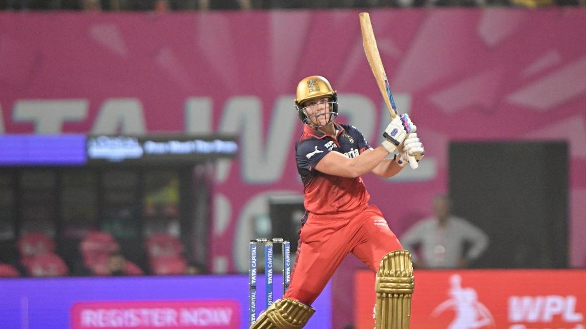 Harris Leads RCB to Commanding Victory Over UP Warriorz