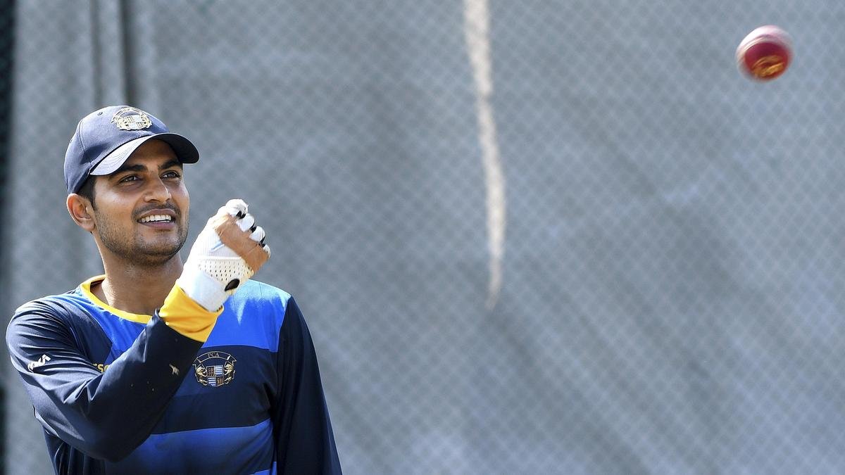 Siraj Sparkles for Hyderabad as Gill Guides Punjab Past Saurashtra